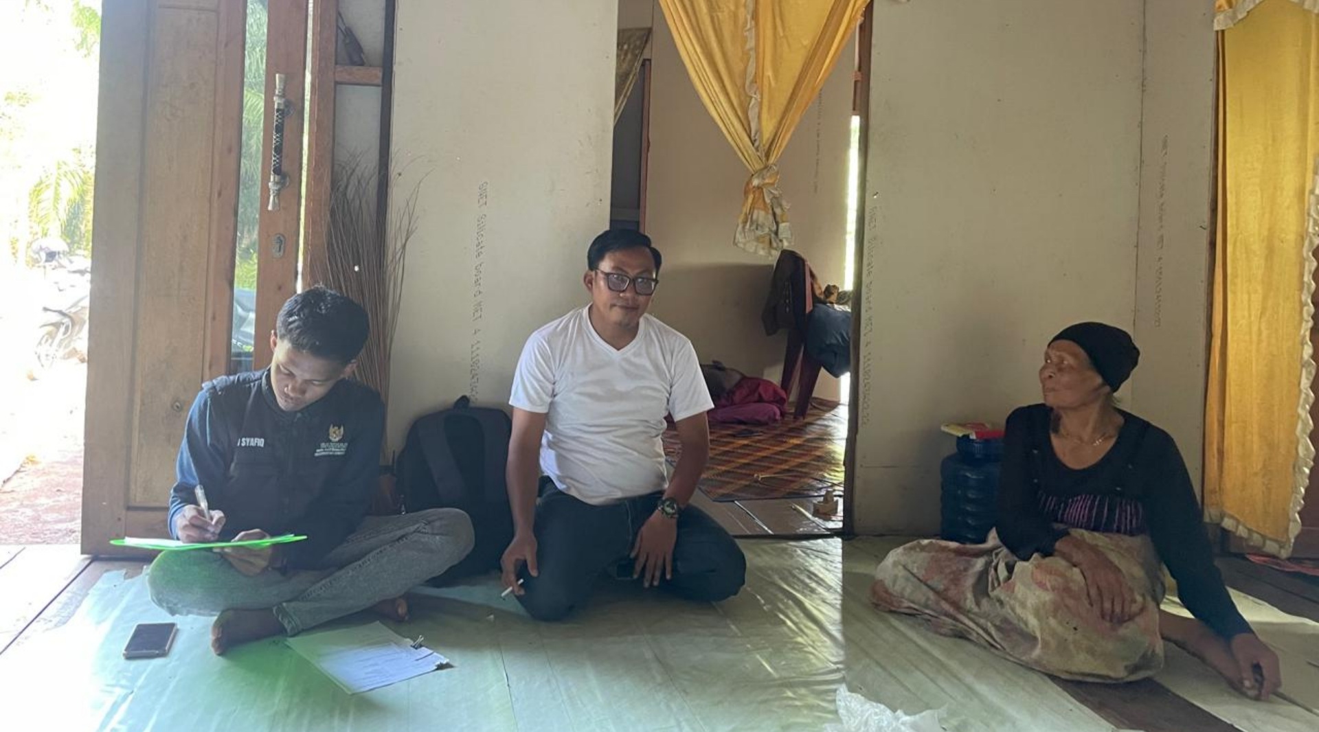 Kegiatan ini bertujuan untuk membantu Masyarak Desa Kembung Luar Yang Kurang Mampu dalam Ke adaan sakit semoga dengan bantuan Baznas ini masyarakat Desa Kembung Luar Bisa meringani bebannya.   